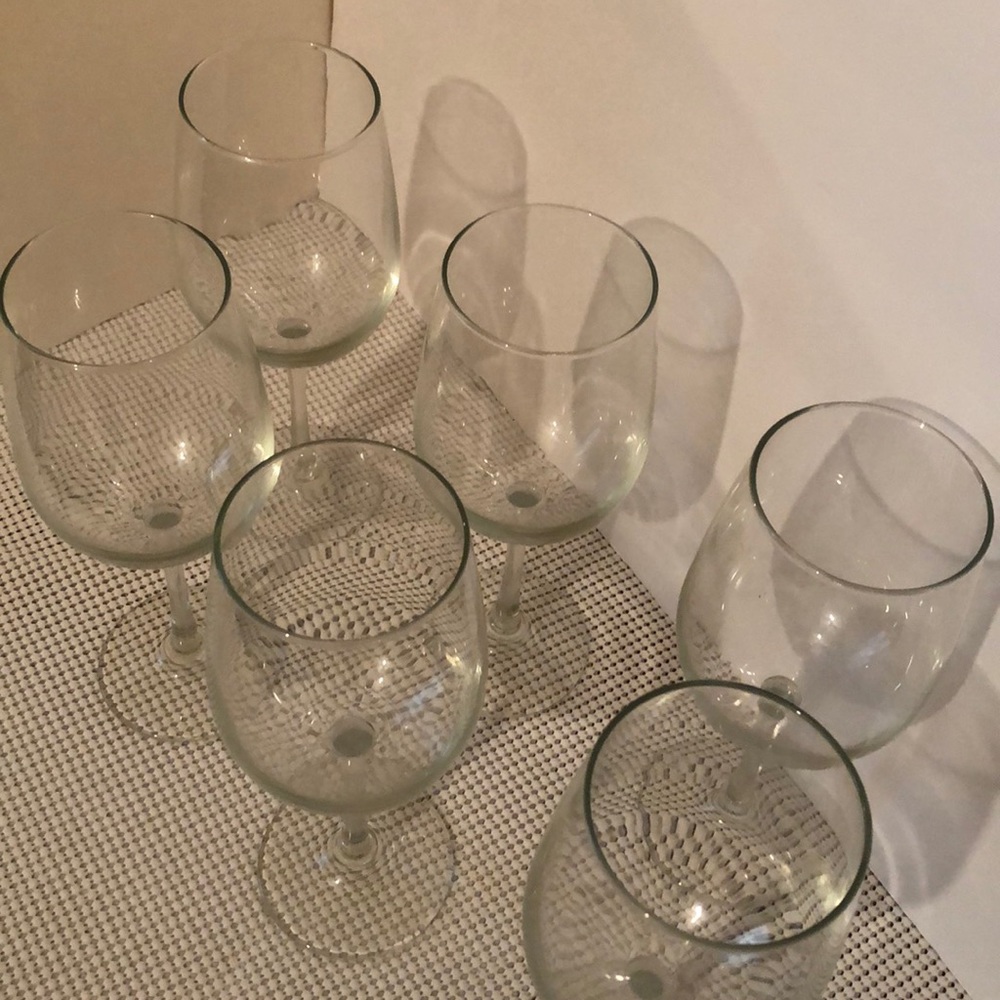 Set of 6 Dailyware wine glasses - Picture 2 of 3